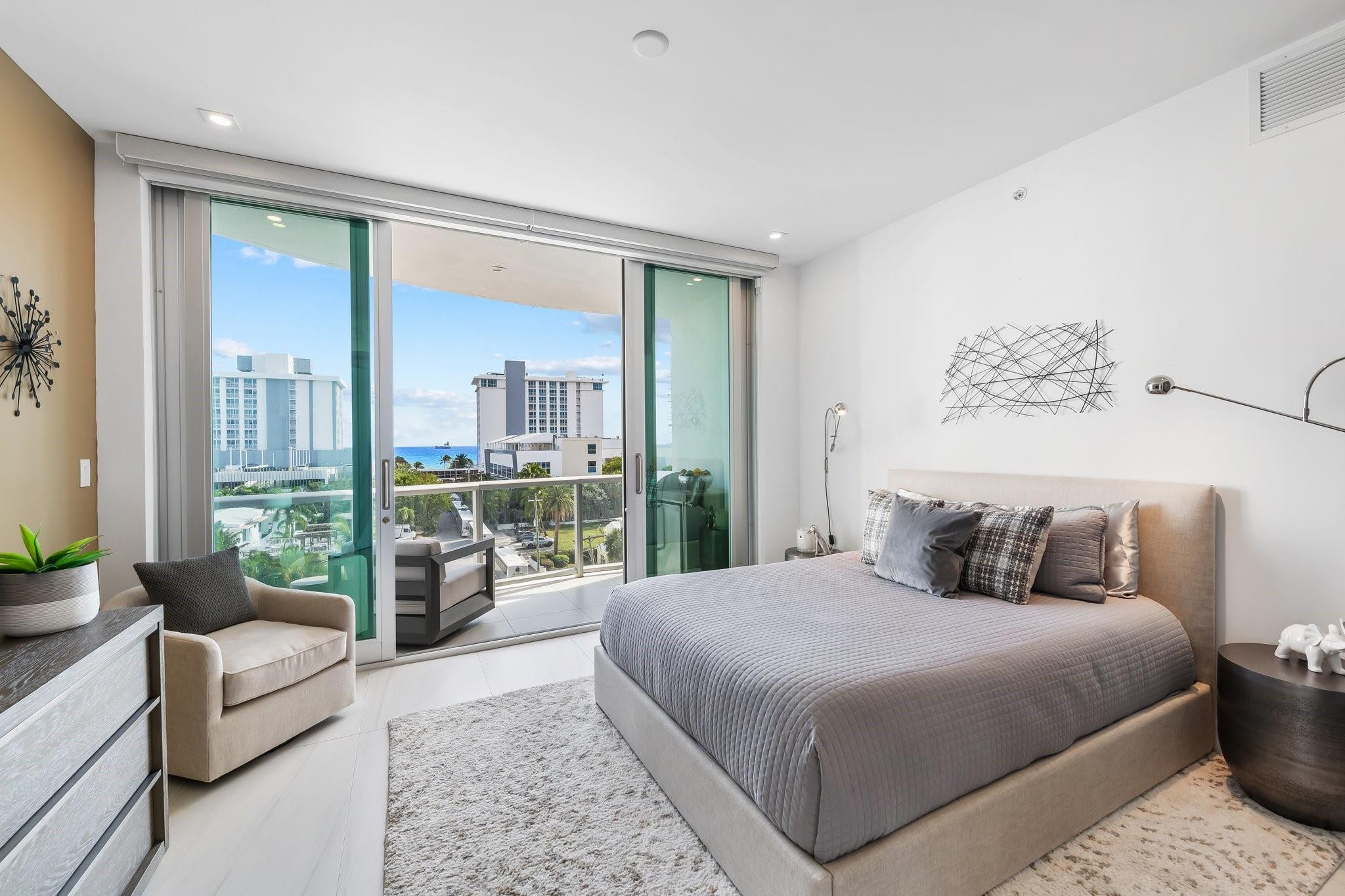 321 N Birch Rd Unit: 602