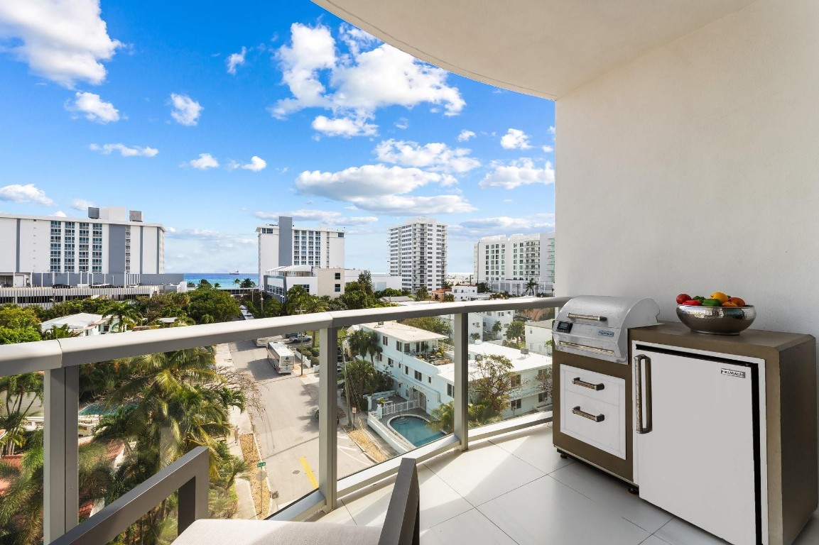 321 N Birch Rd Unit: 602