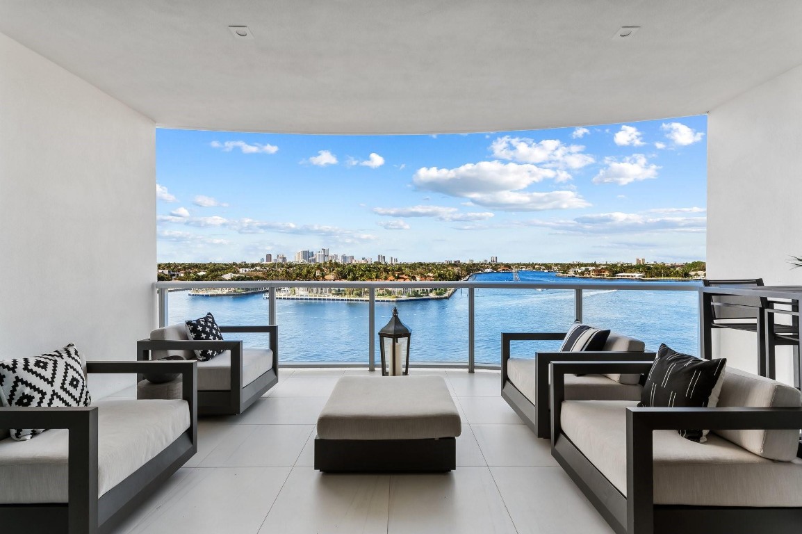 321 N Birch Rd Unit: 602