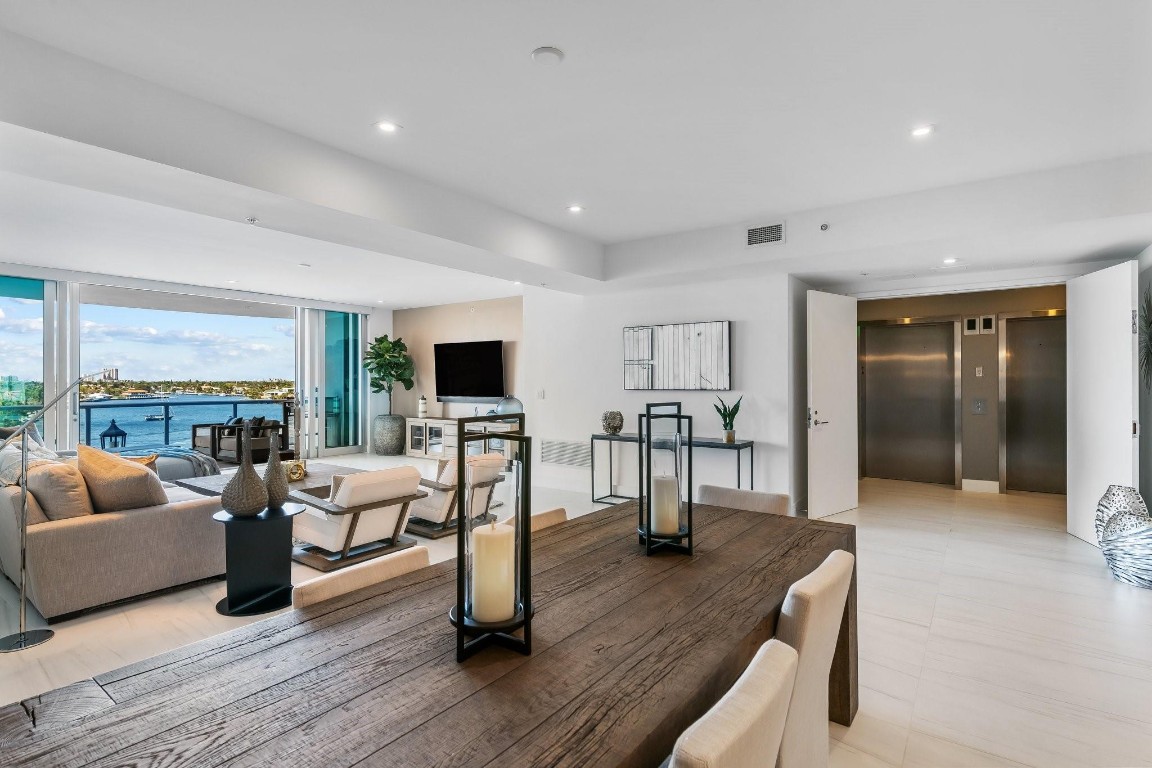 321 N Birch Rd Unit: 602