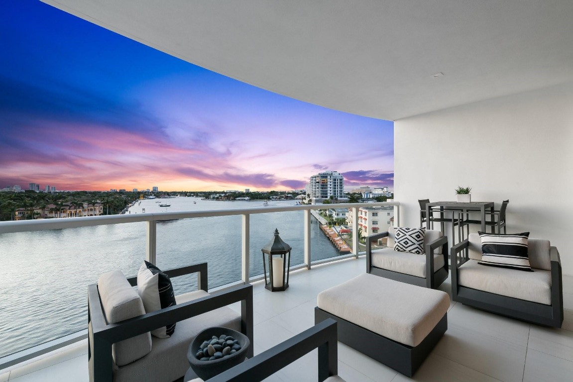 321 N Birch Rd Unit: 602