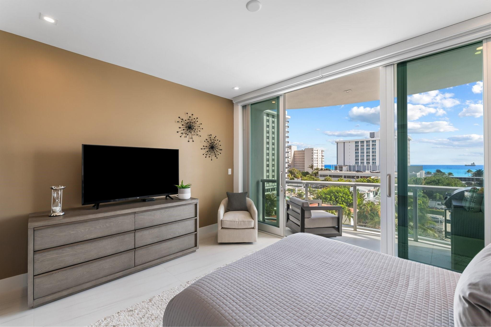 321 N Birch Rd Unit: 602