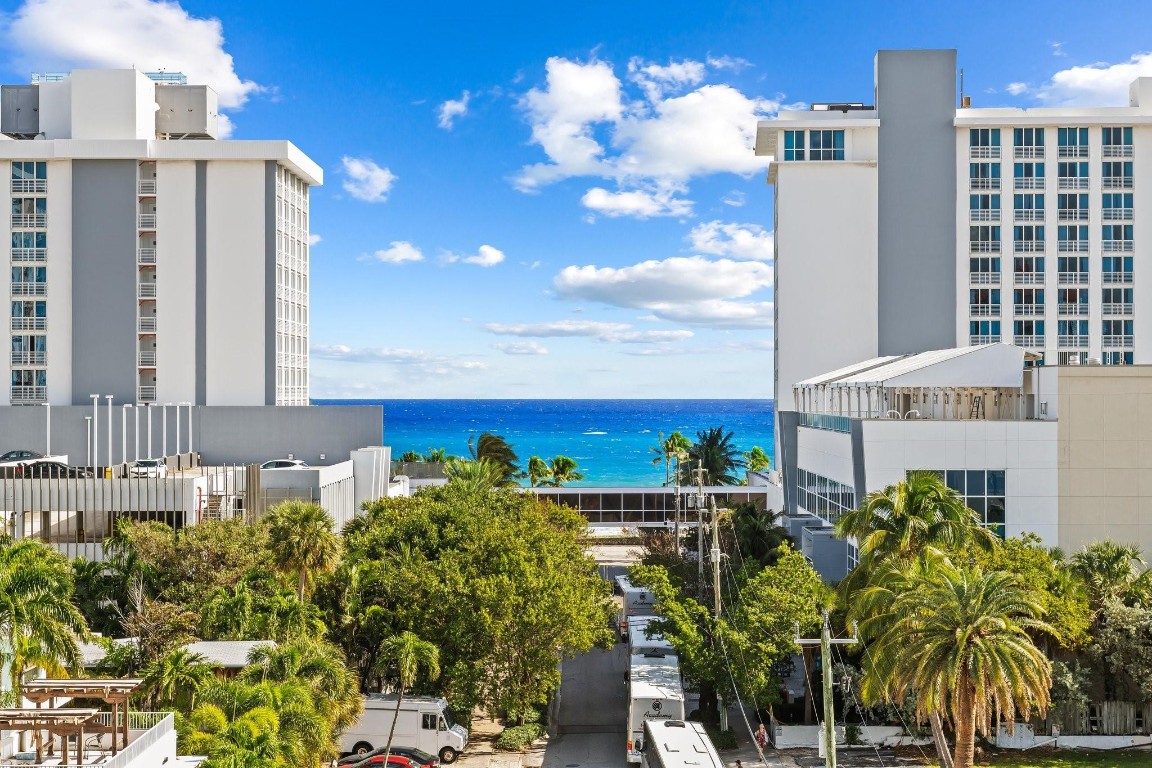 321 N Birch Rd Unit: 602