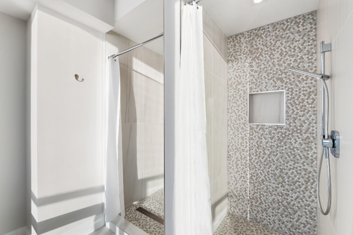 321 N Birch Rd Unit: 602