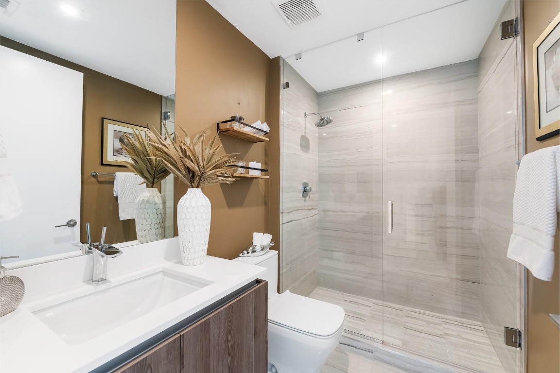 321 N Birch Rd Unit: 602