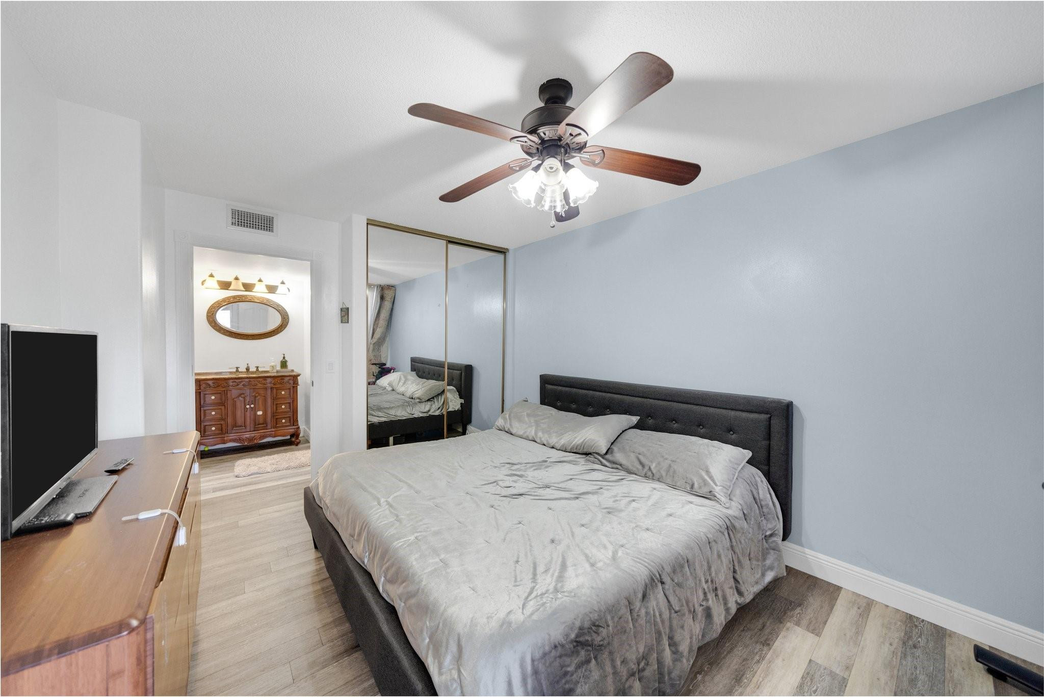 8109 Oakton Ct Unit: 9D