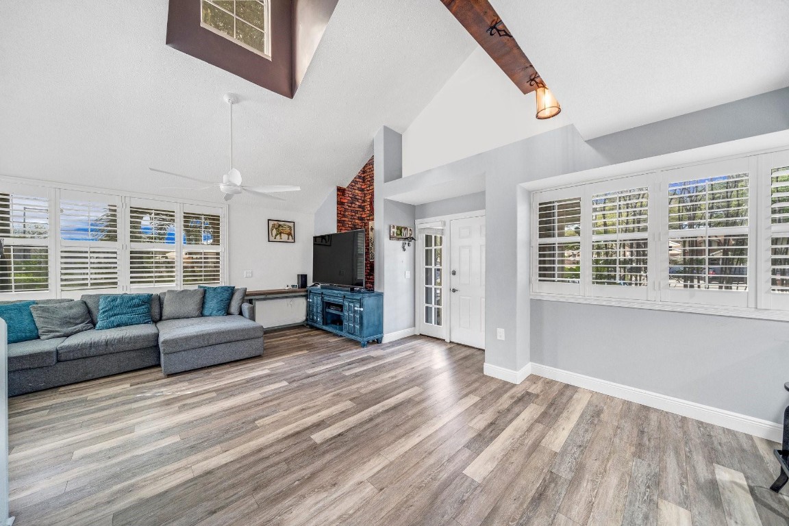 8109 Oakton Ct Unit: 9D