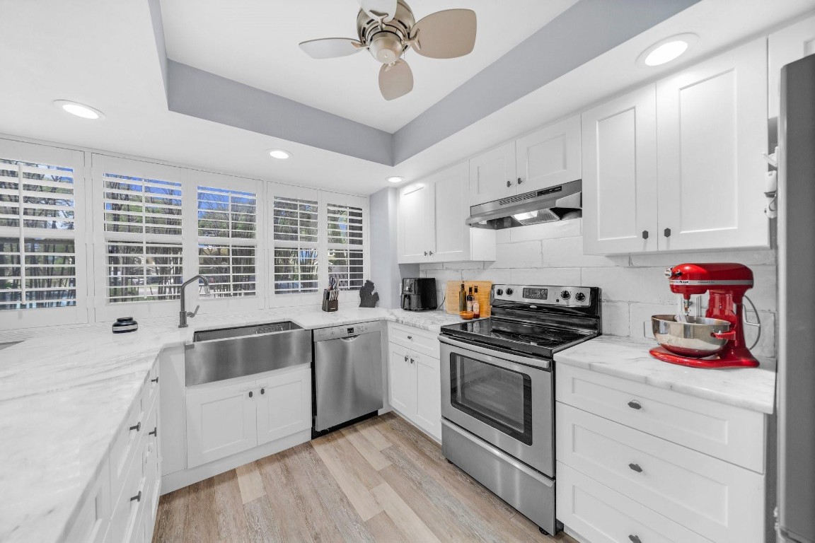 8109 Oakton Ct Unit: 9D