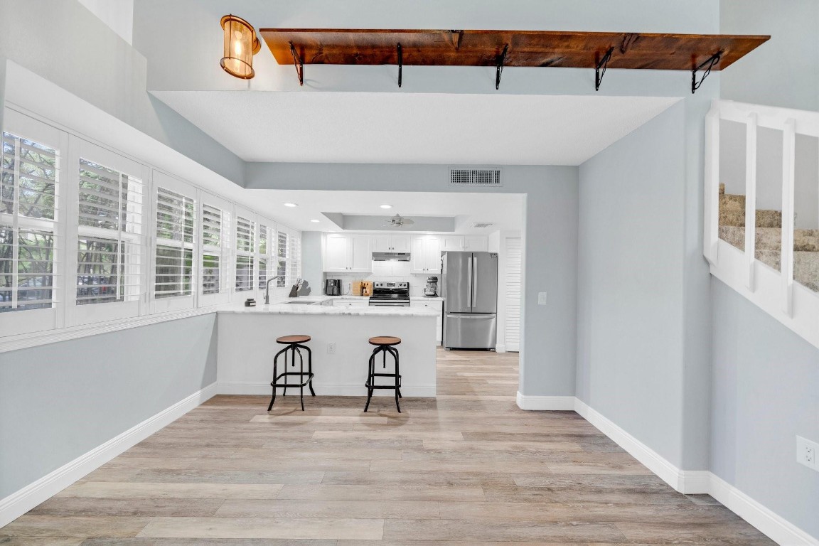 8109 Oakton Ct Unit: 9D