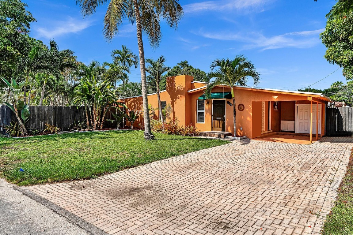 1501 N Victoria Park Rd