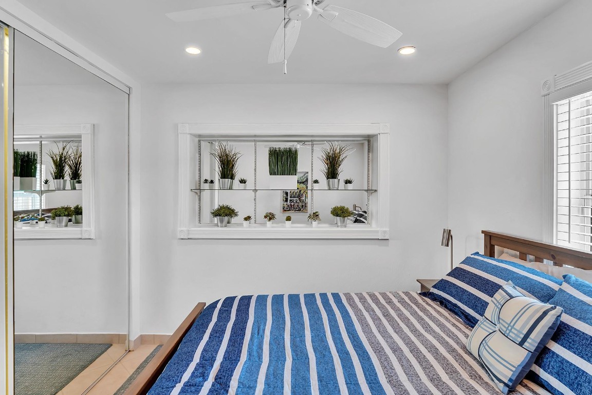 1501 N Victoria Park Rd