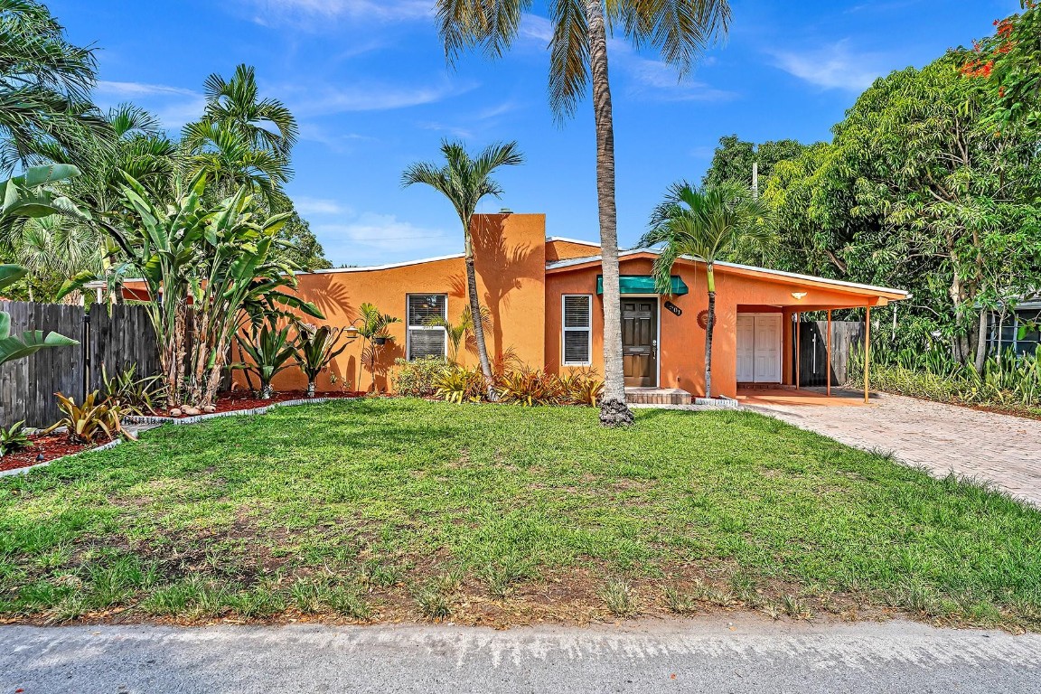 1501 N Victoria Park Rd