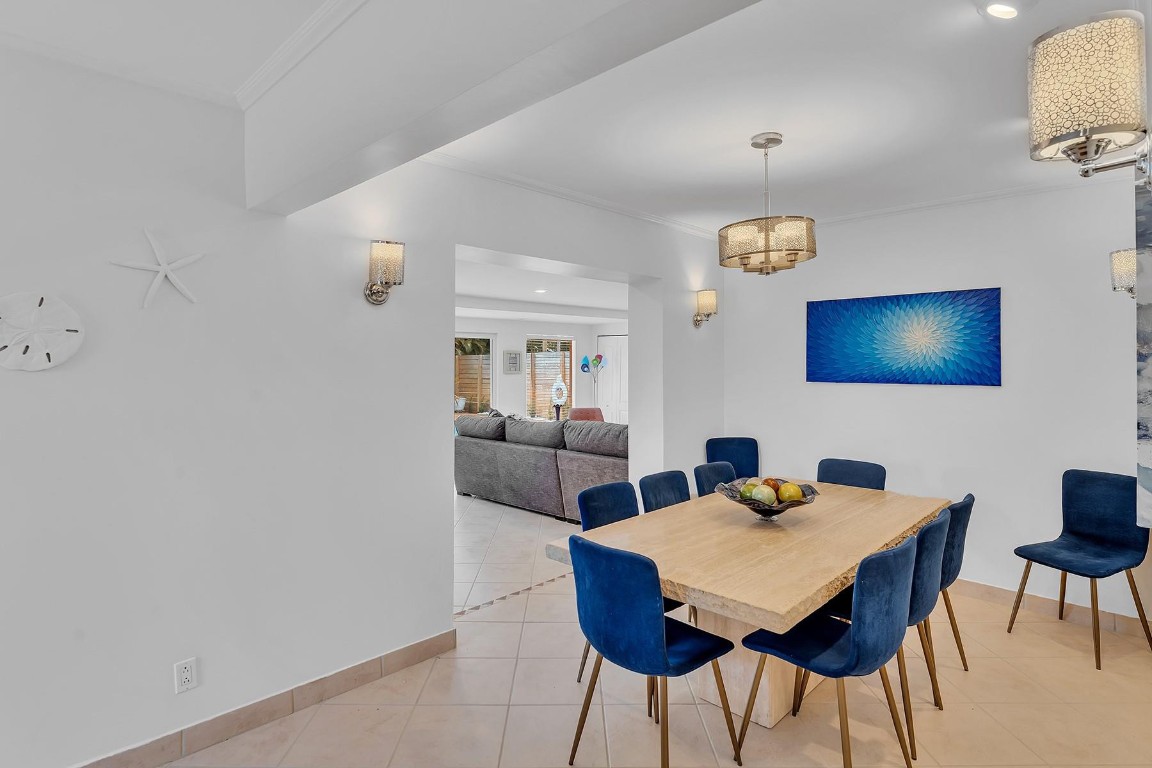 1501 N Victoria Park Rd