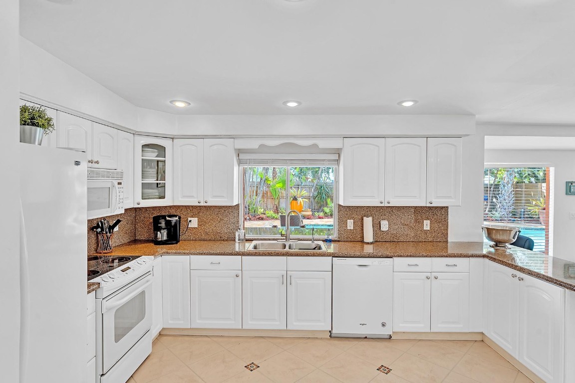 1501 N Victoria Park Rd