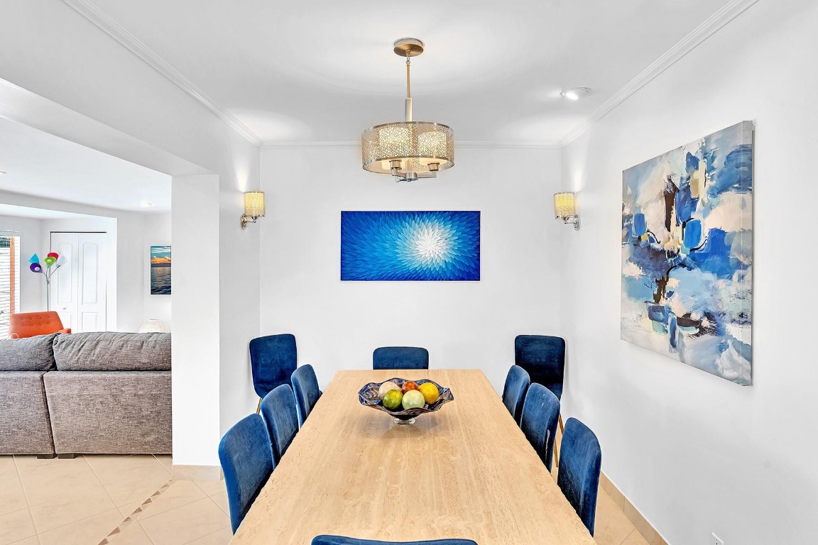 1501 N Victoria Park Rd