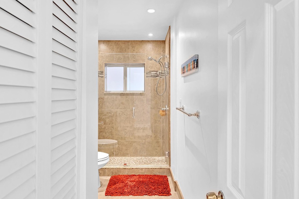 1501 N Victoria Park Rd