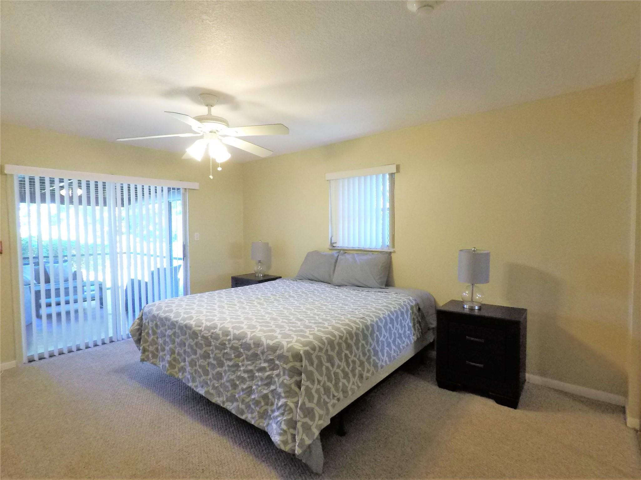 3820 NE 12th TER