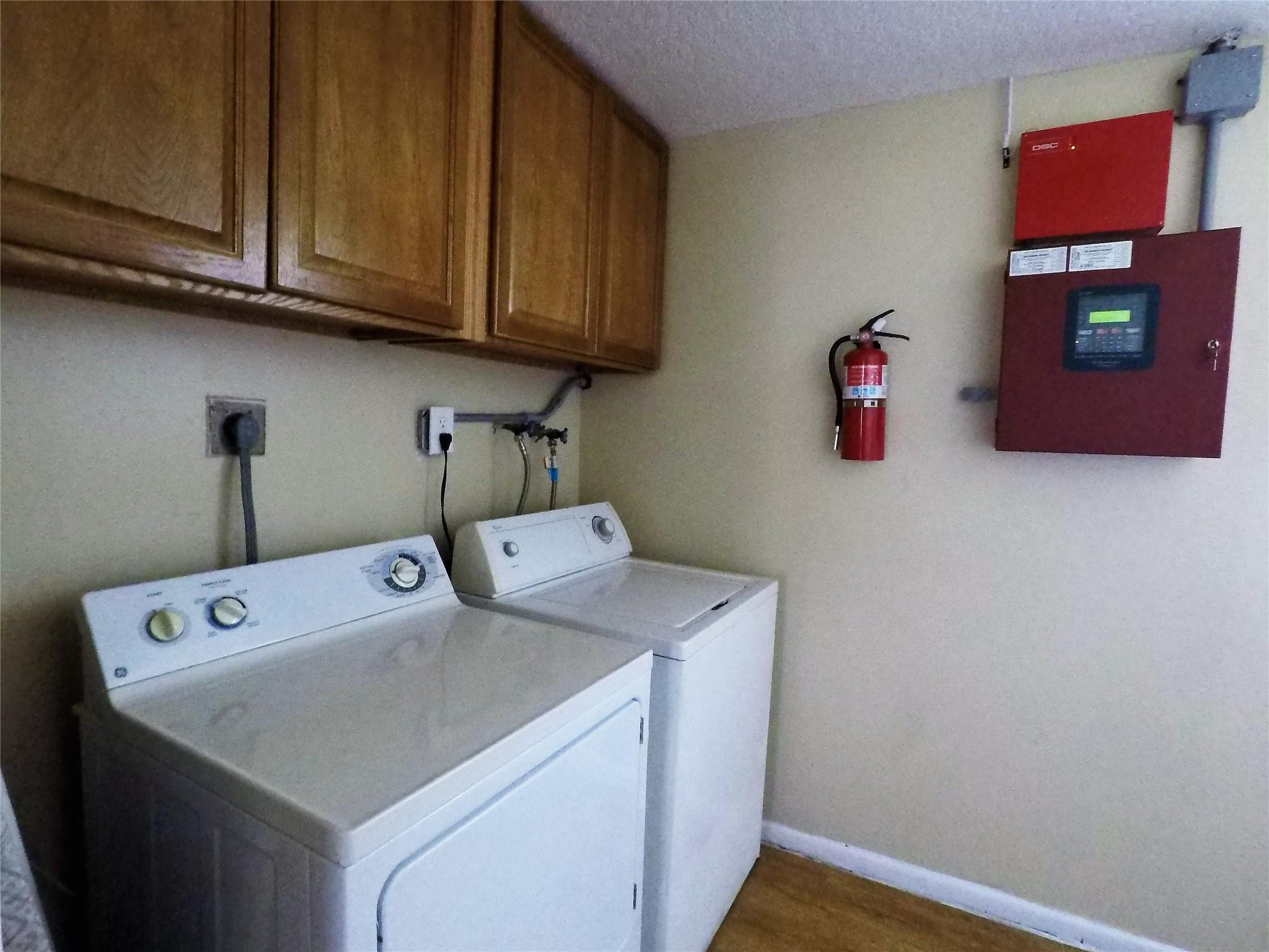 3820 NE 12th TER