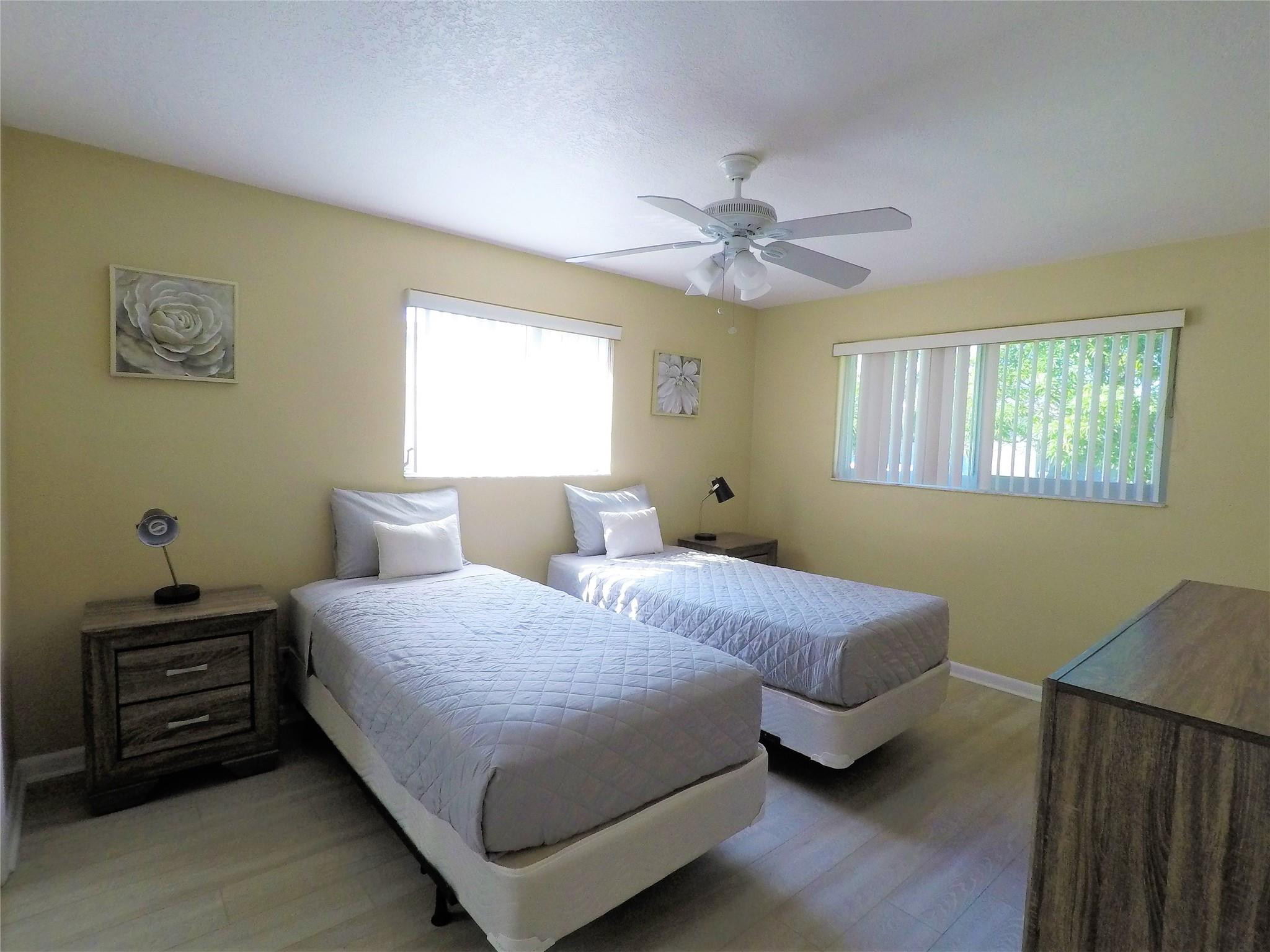 3820 NE 12th TER