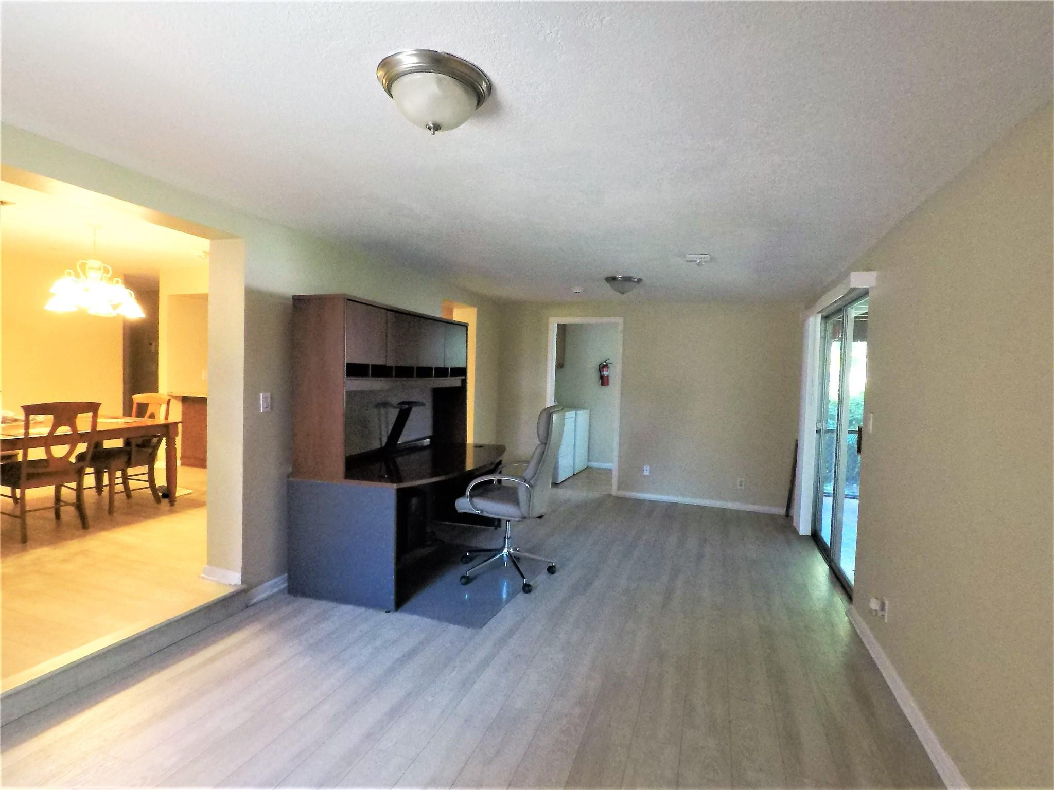 3820 NE 12th TER