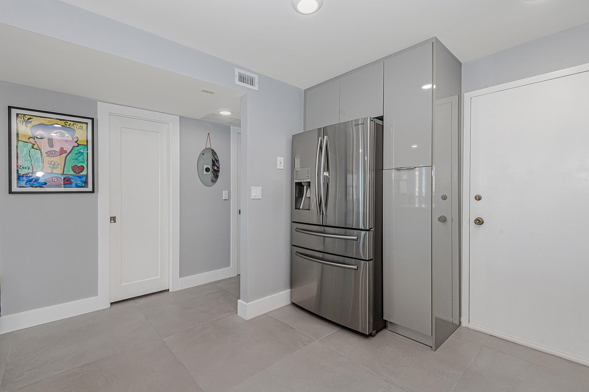 3015 N Ocean Blvd 17D