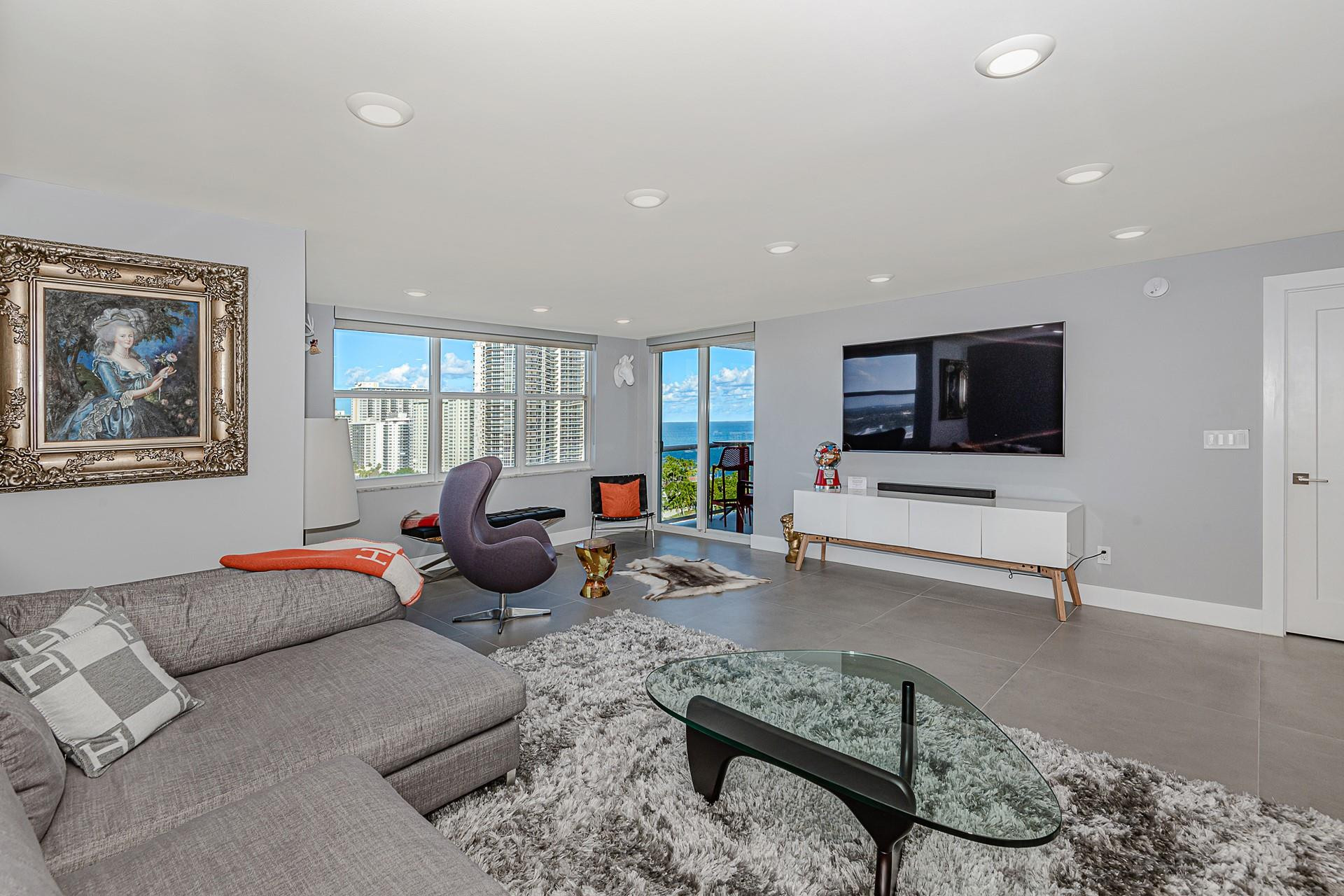 3015 N Ocean Blvd 17D