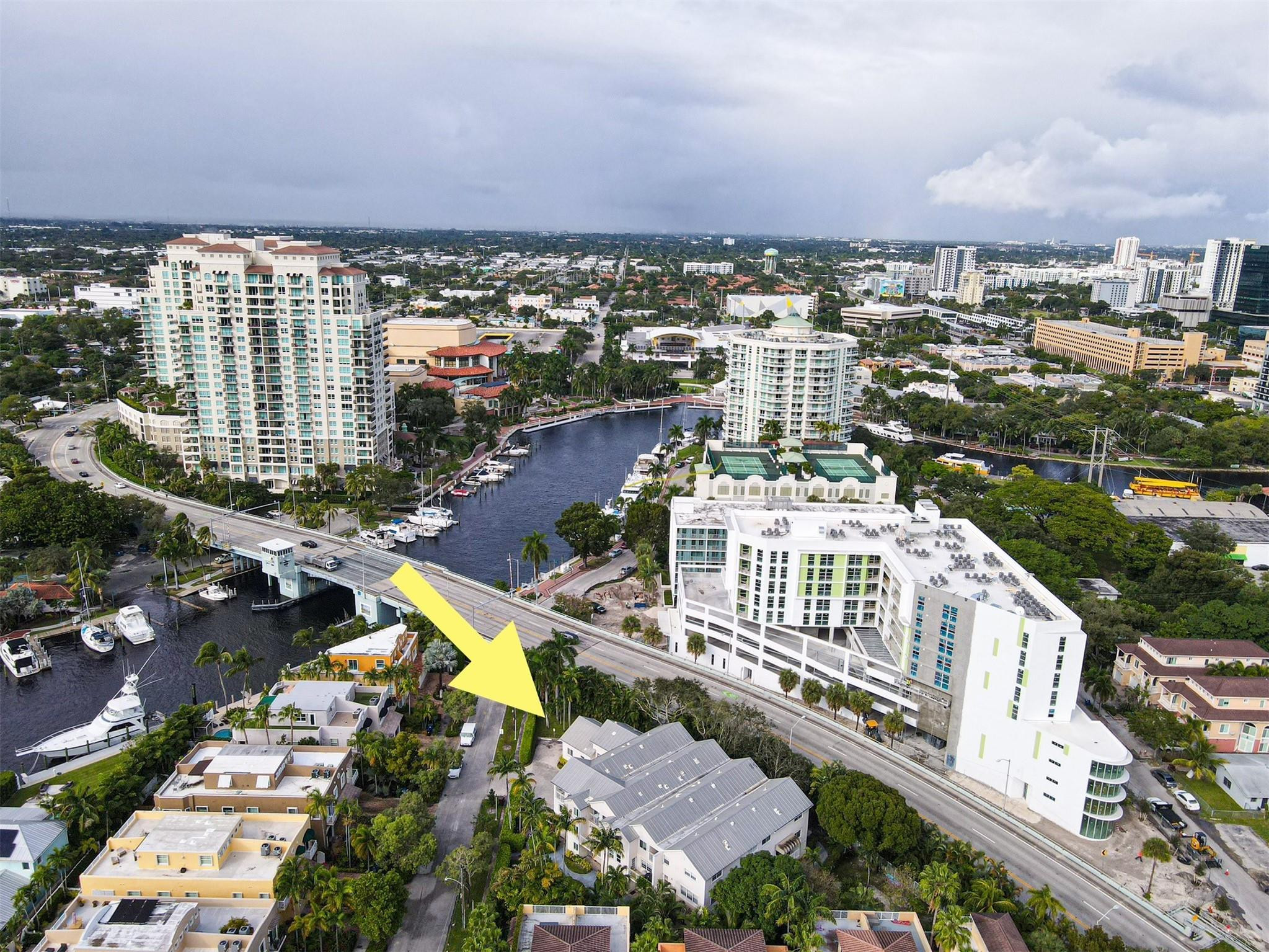 460 SW 5th Ave 4