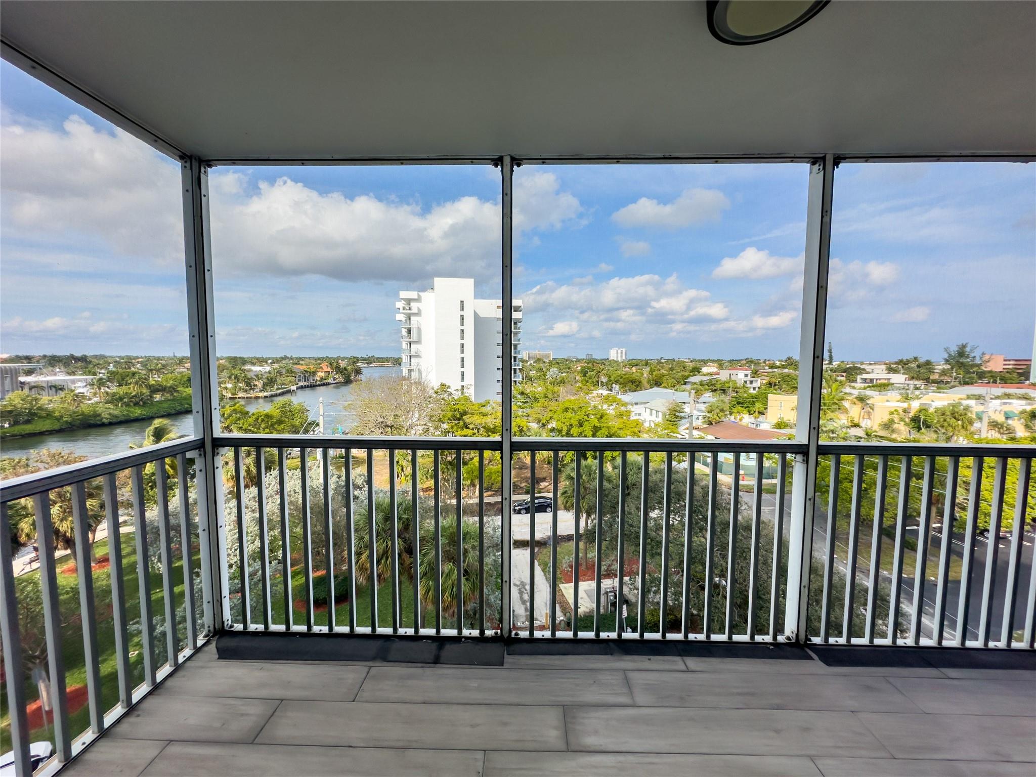 1505 N Riverside Dr 608