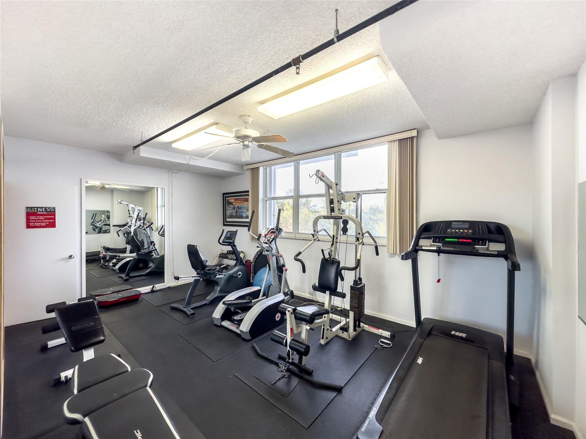 1505 N Riverside Dr 608