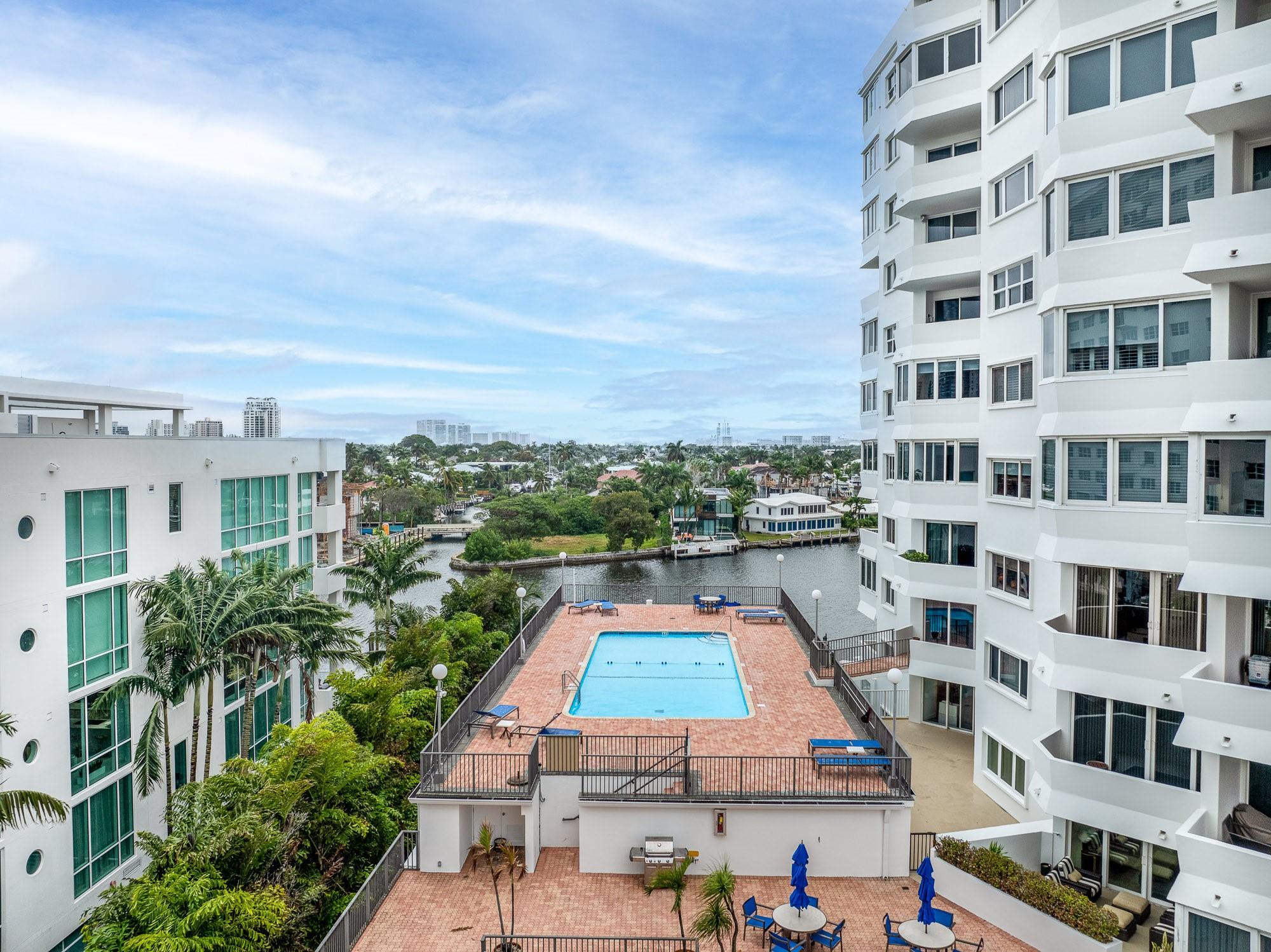 333 Sunset Dr 108