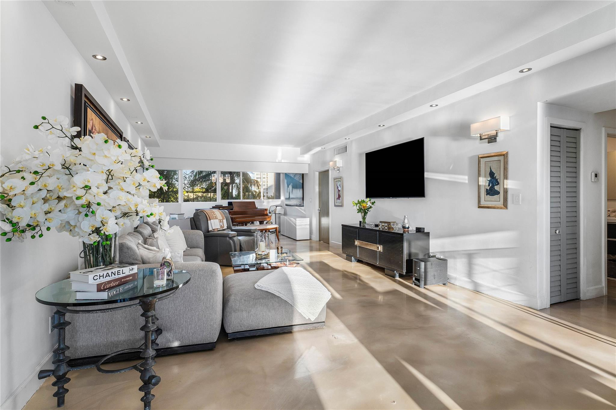 333 Sunset Dr 108