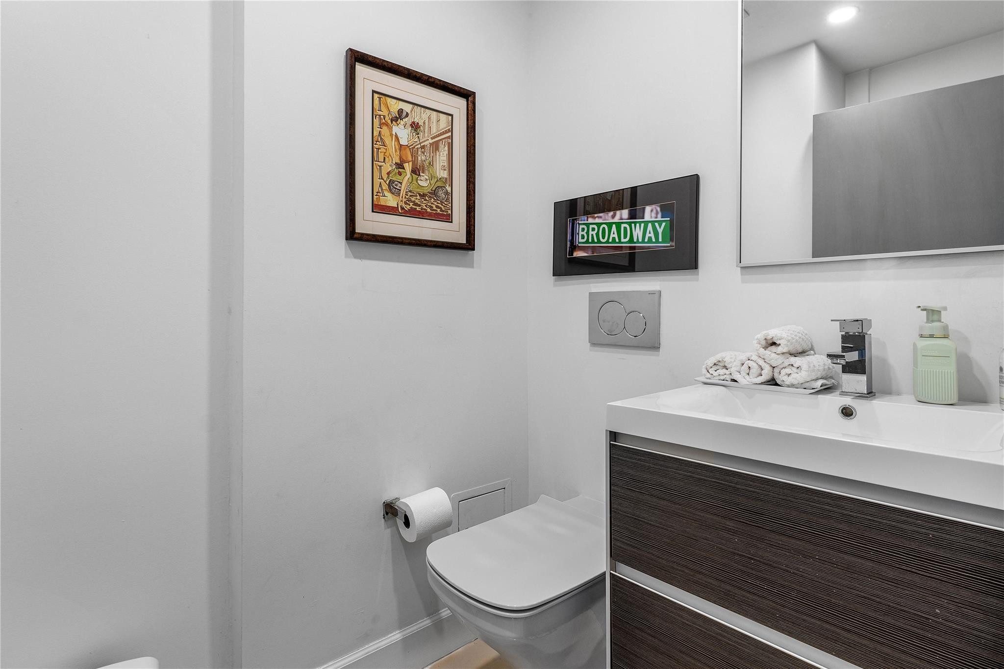 333 Sunset Dr 108