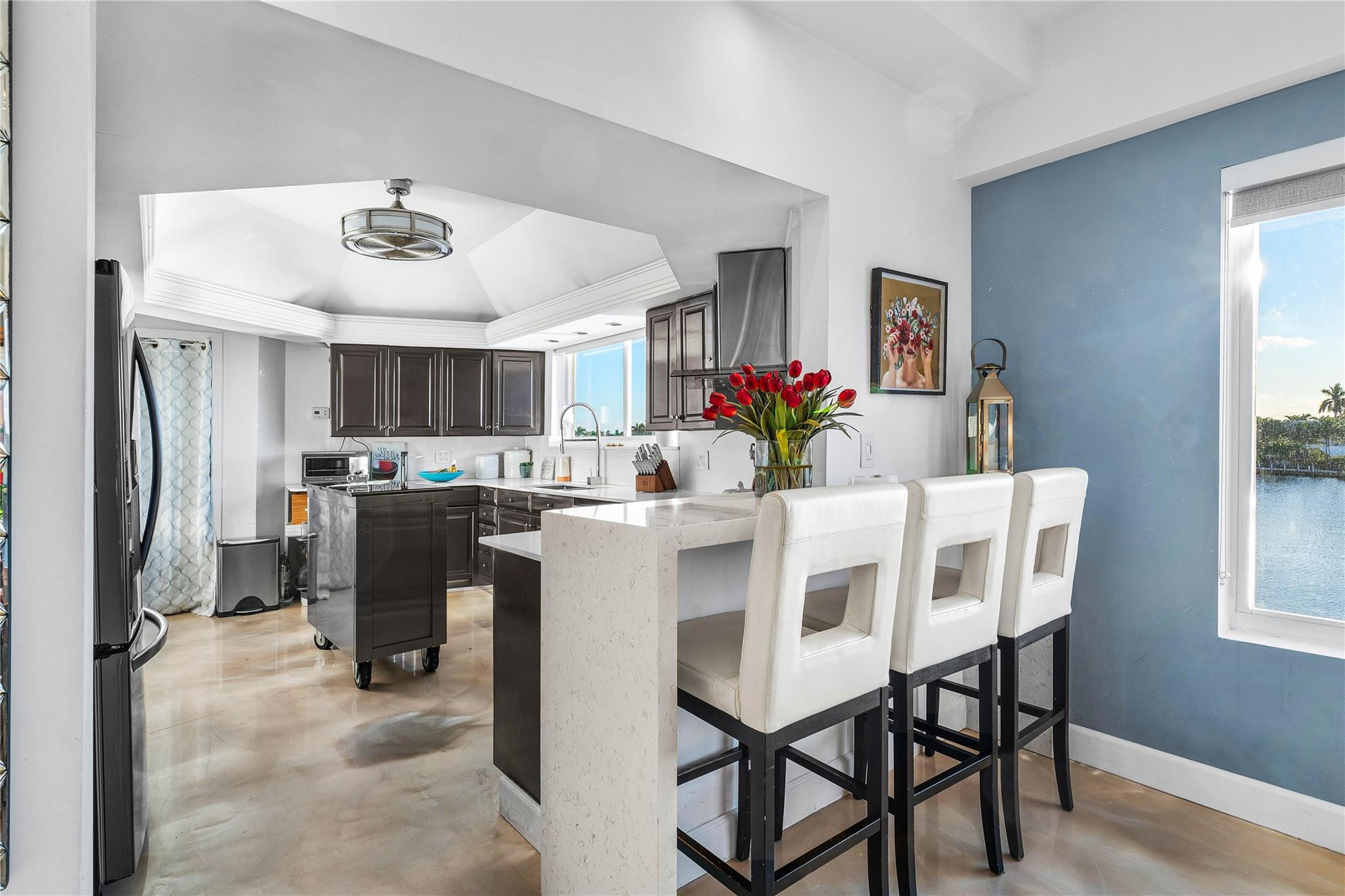 333 Sunset Dr 108
