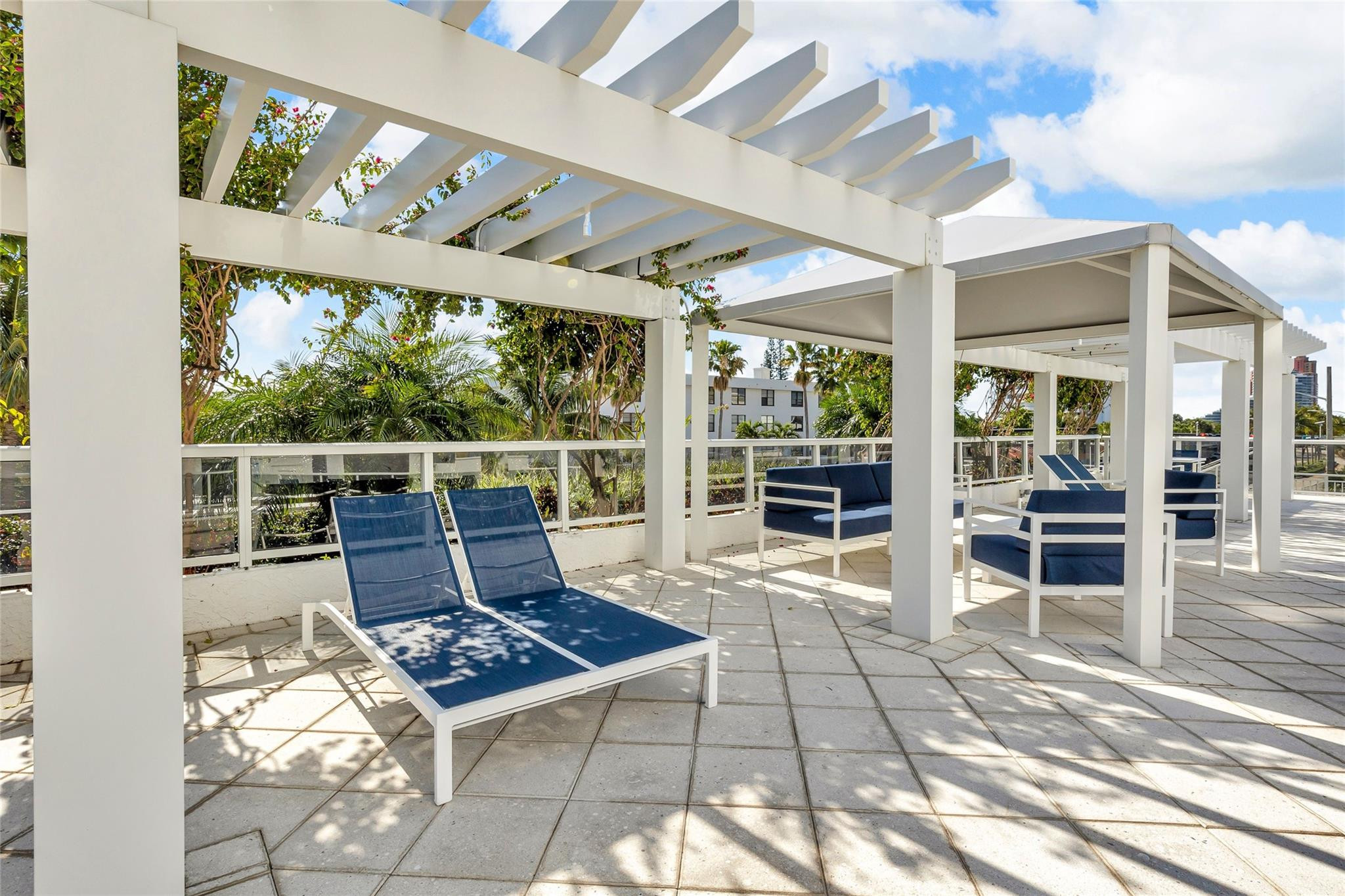 3015 N Ocean Boulevard 9C