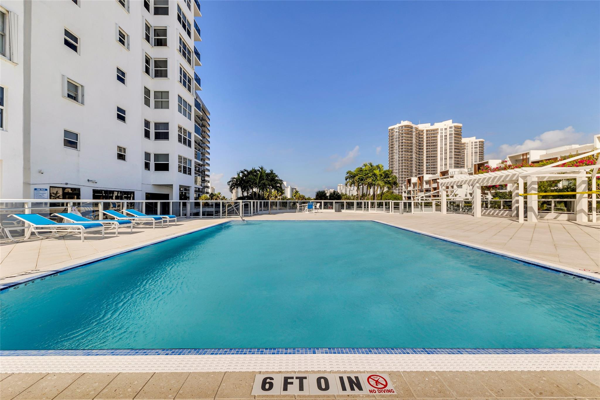 3015 N Ocean Boulevard 9C