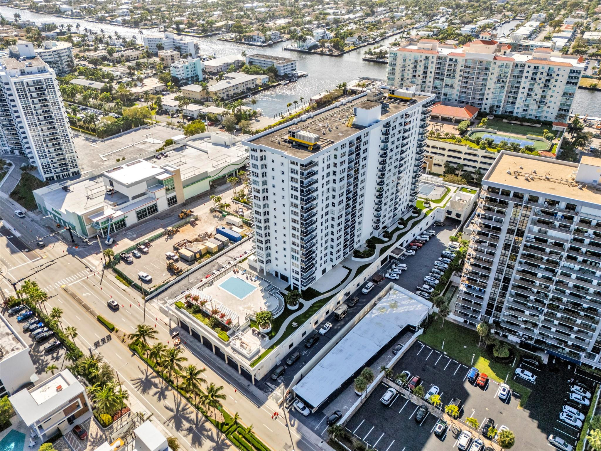3015 N Ocean Boulevard 9C