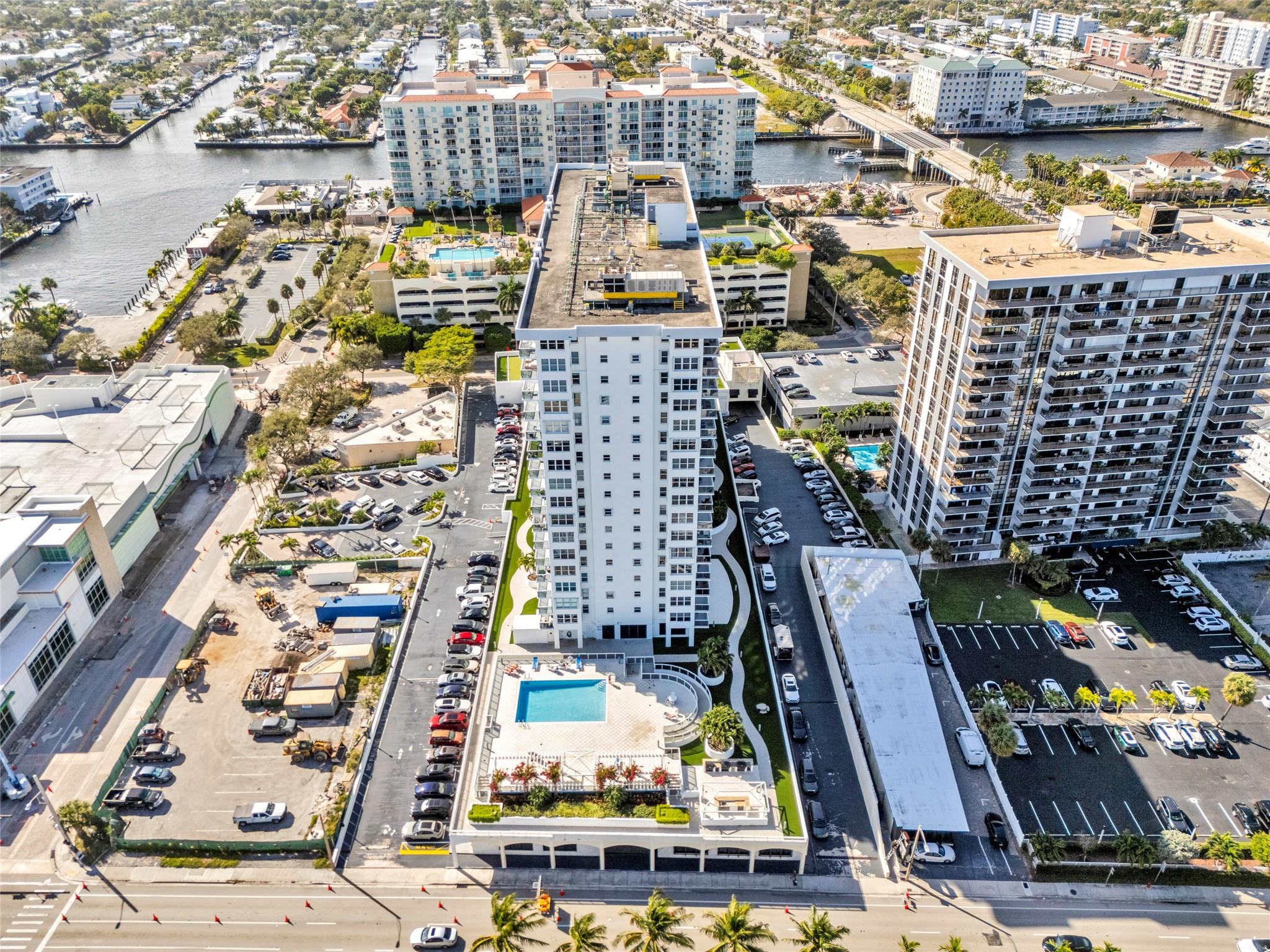 3015 N Ocean Boulevard 9C