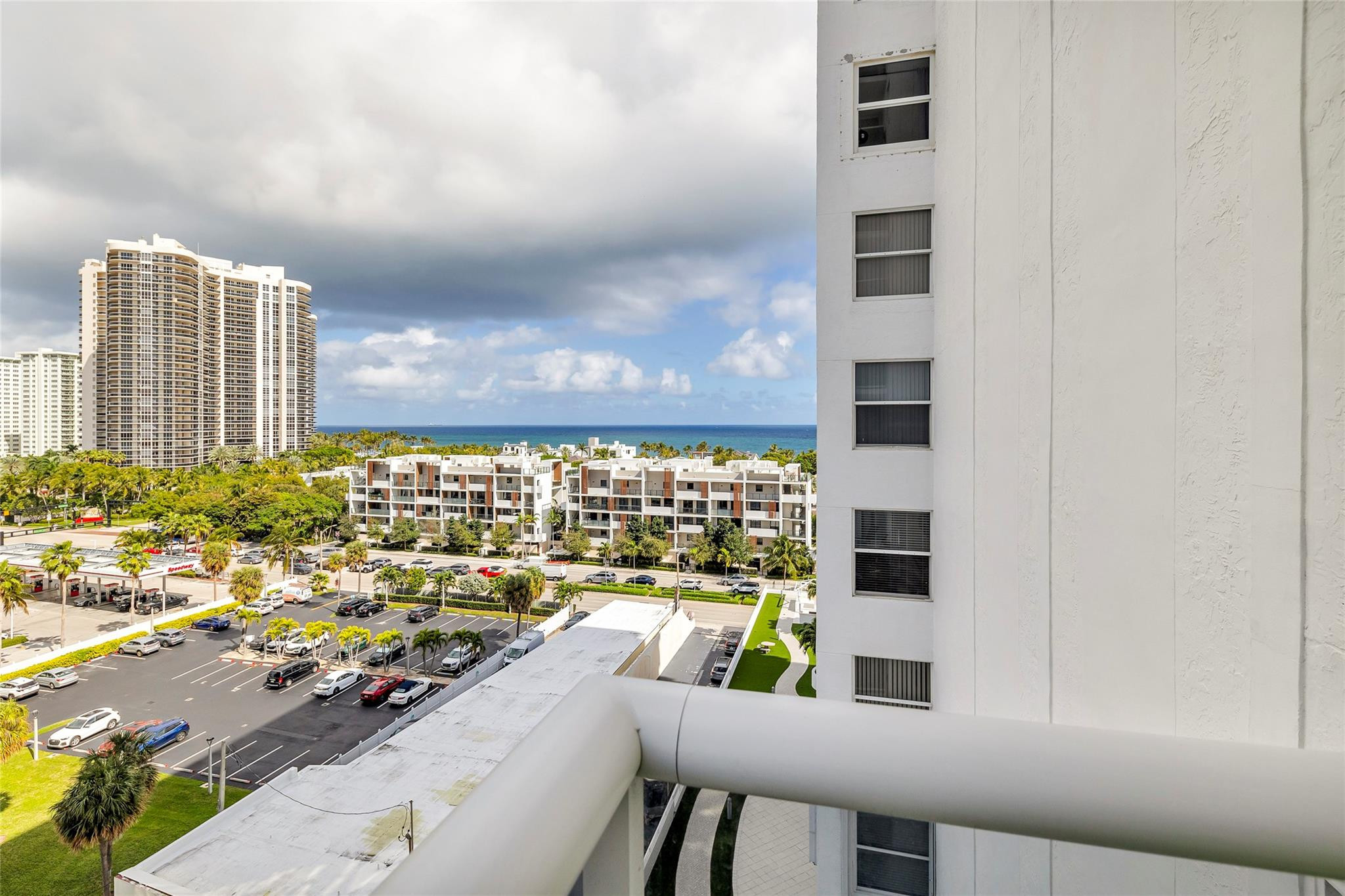 3015 N Ocean Boulevard 9C