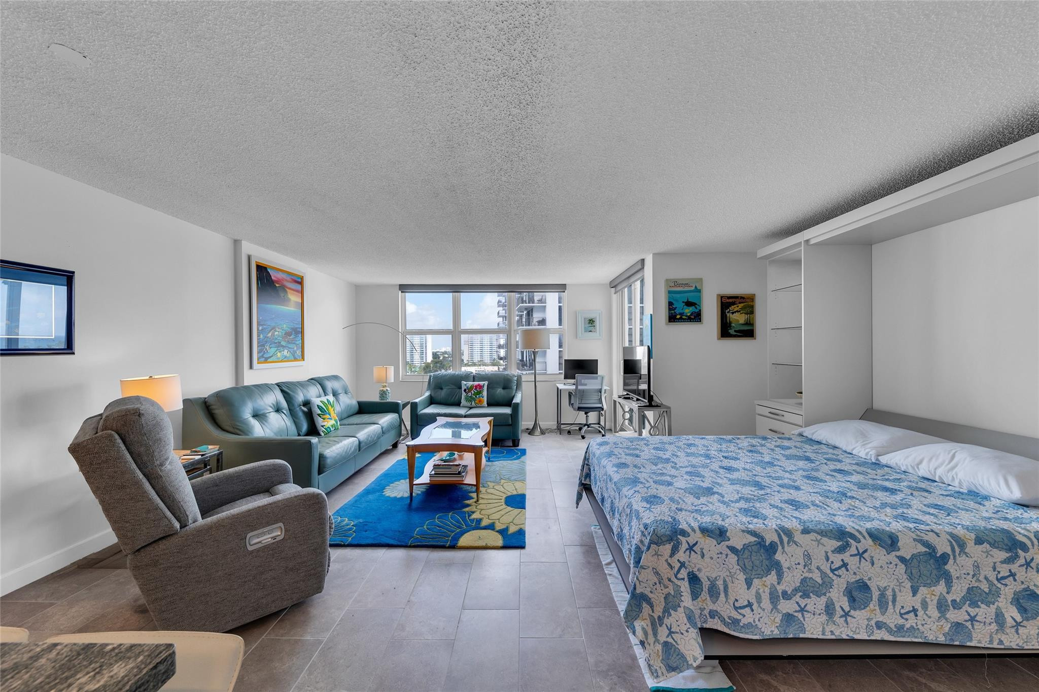 3015 N Ocean Boulevard 9C