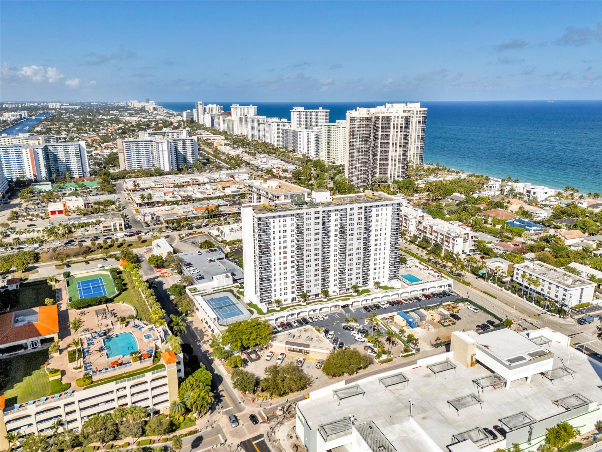 3015 N Ocean Boulevard 9C