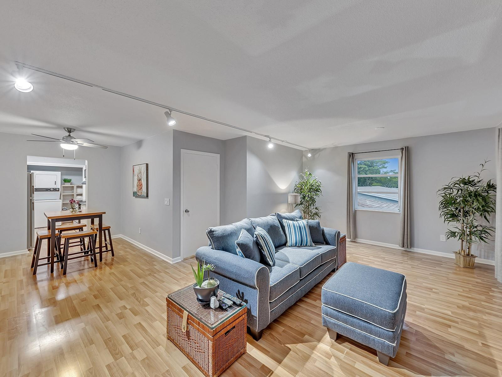 511 NW 25th St 2