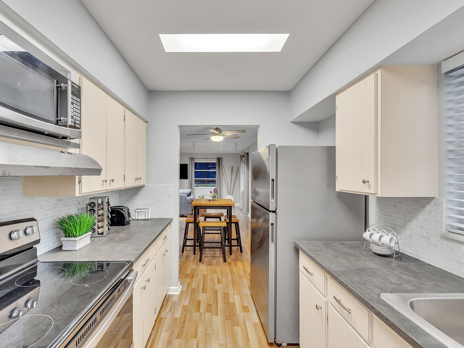 511 NW 25th St 2