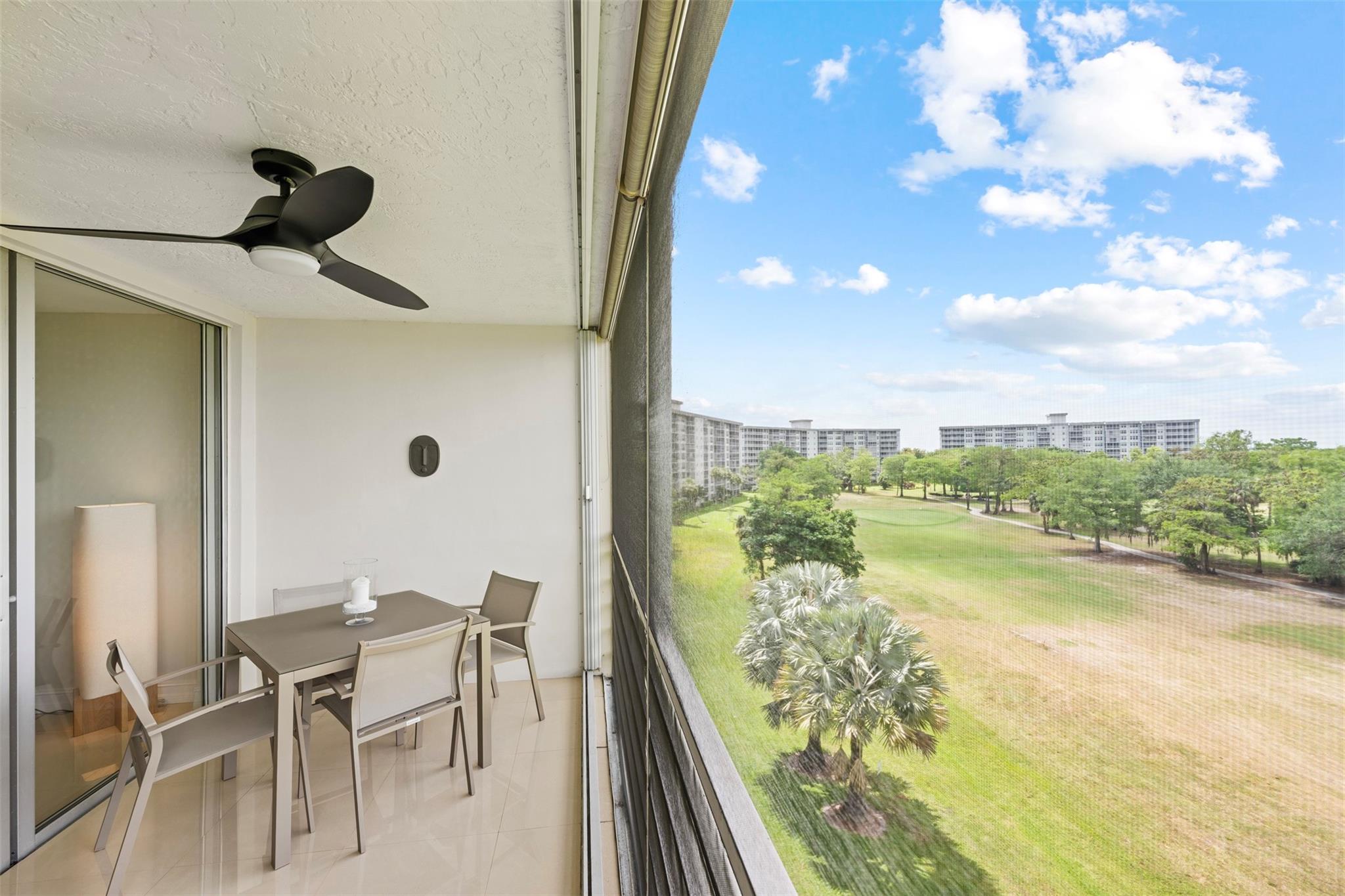 575 Oaks Ln #603