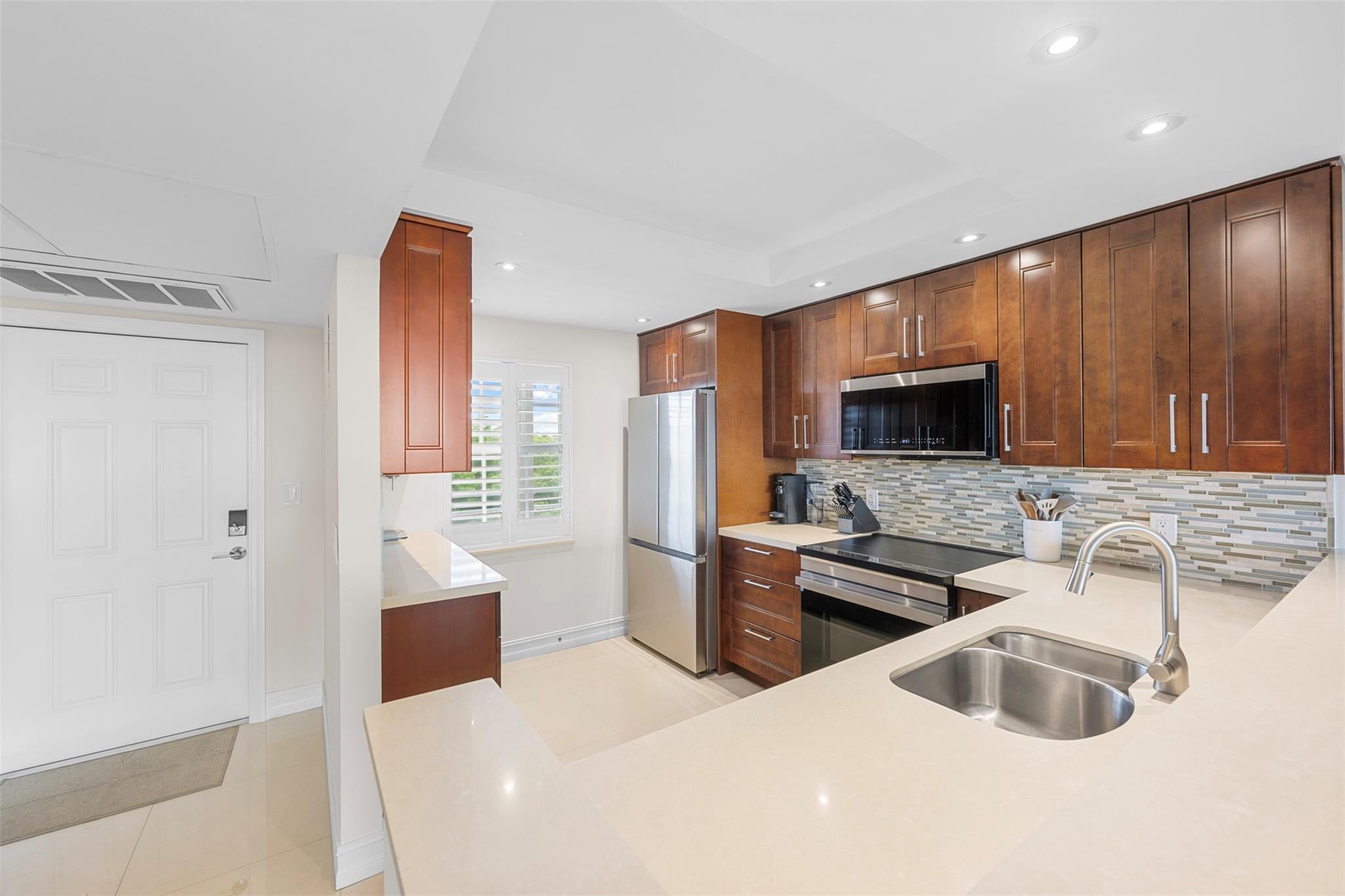 575 Oaks Ln #603