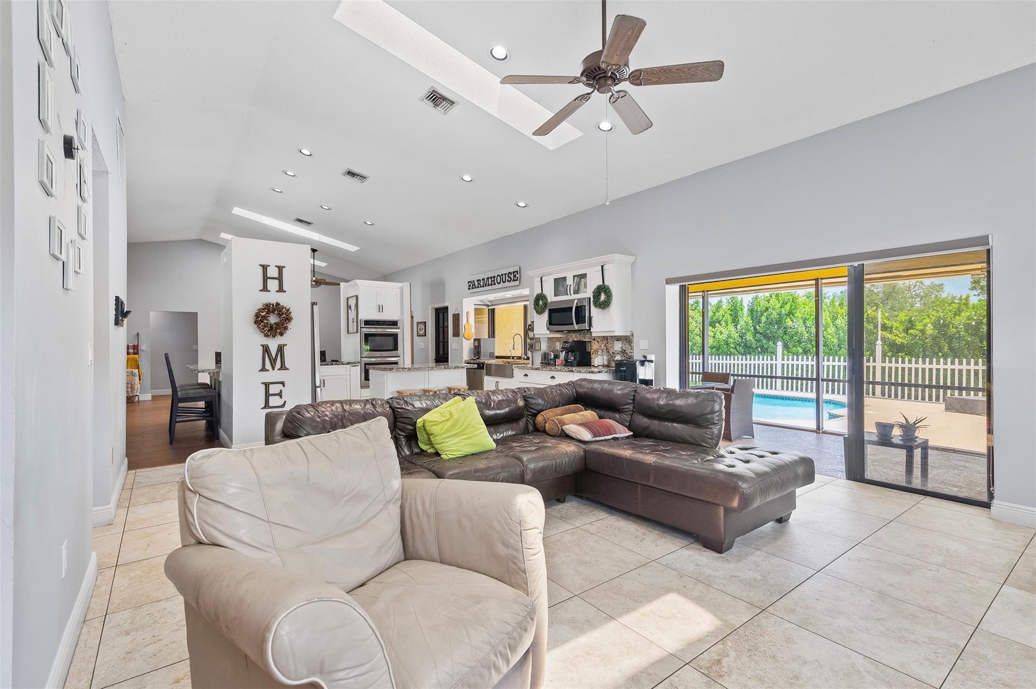 20420 SW 50th Pl