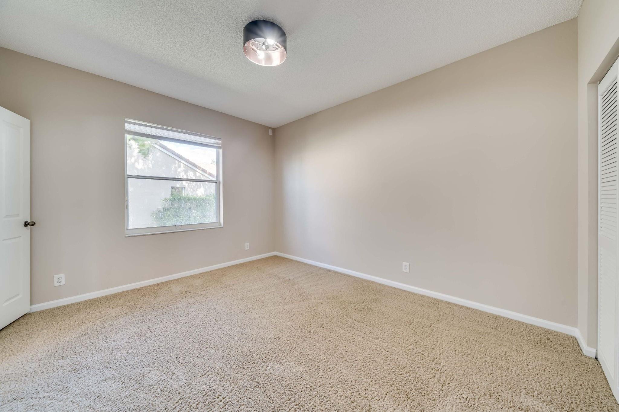 558 Stonemont Dr