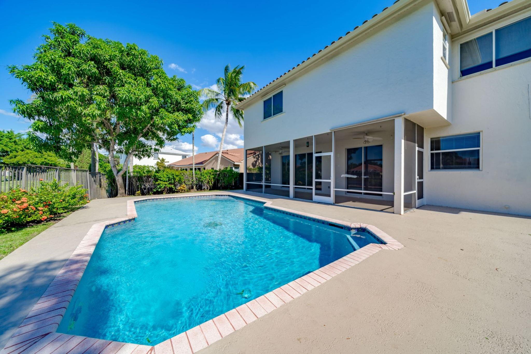 558 Stonemont Dr