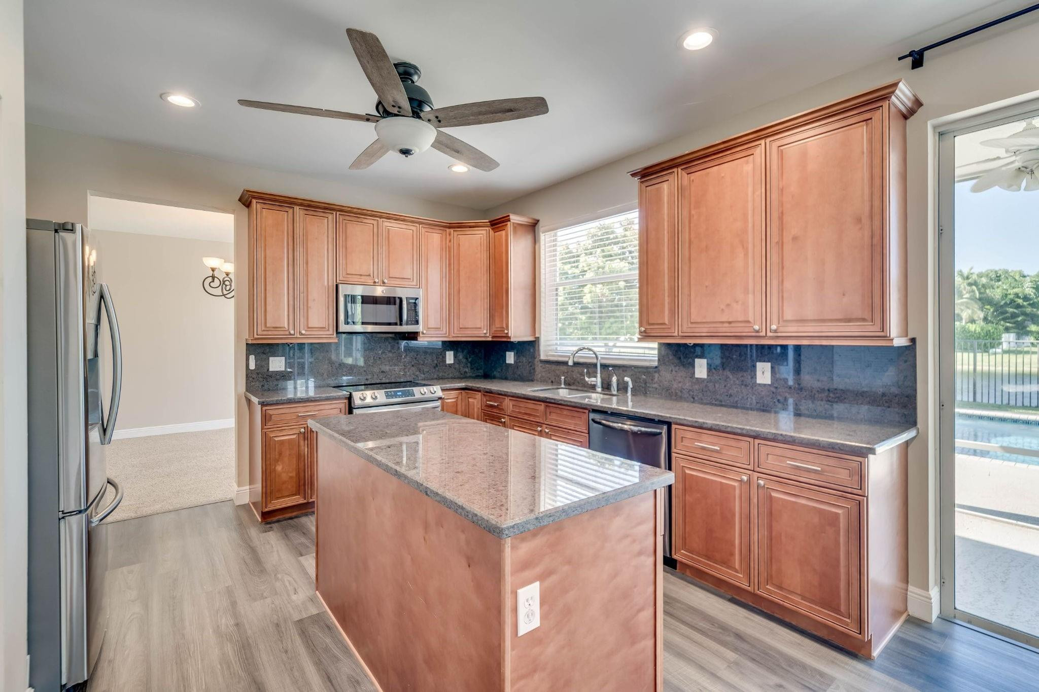 558 Stonemont Dr