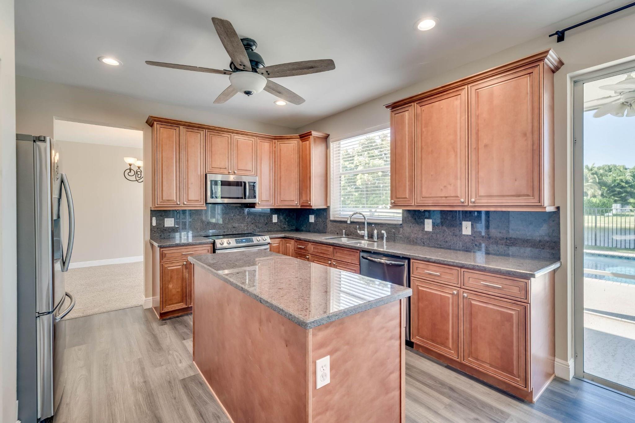 558 Stonemont Dr