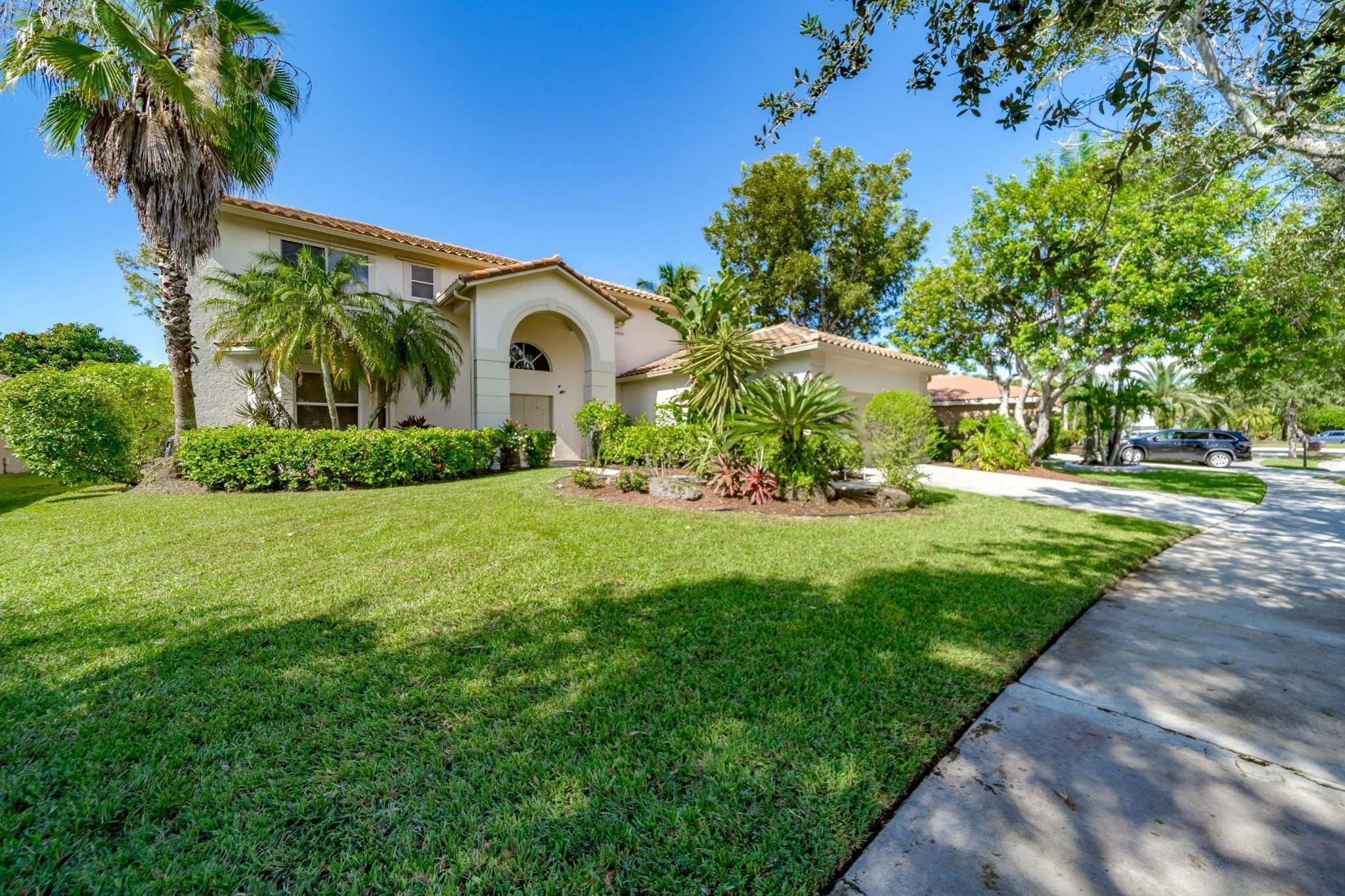 558 Stonemont Dr